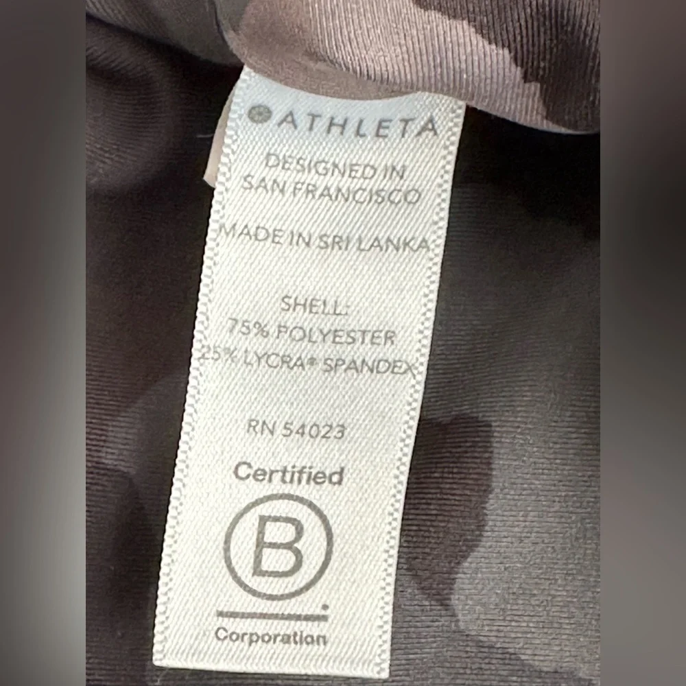 ATHLETA Lightning Camo 7/8 Tight Legging Size XS - Picture 5 of 16